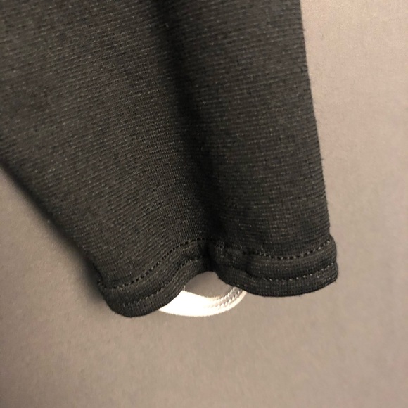 Patagonia Base layer black midweight Quarter Zip Large long sleeve thin - Picture 3 of 5